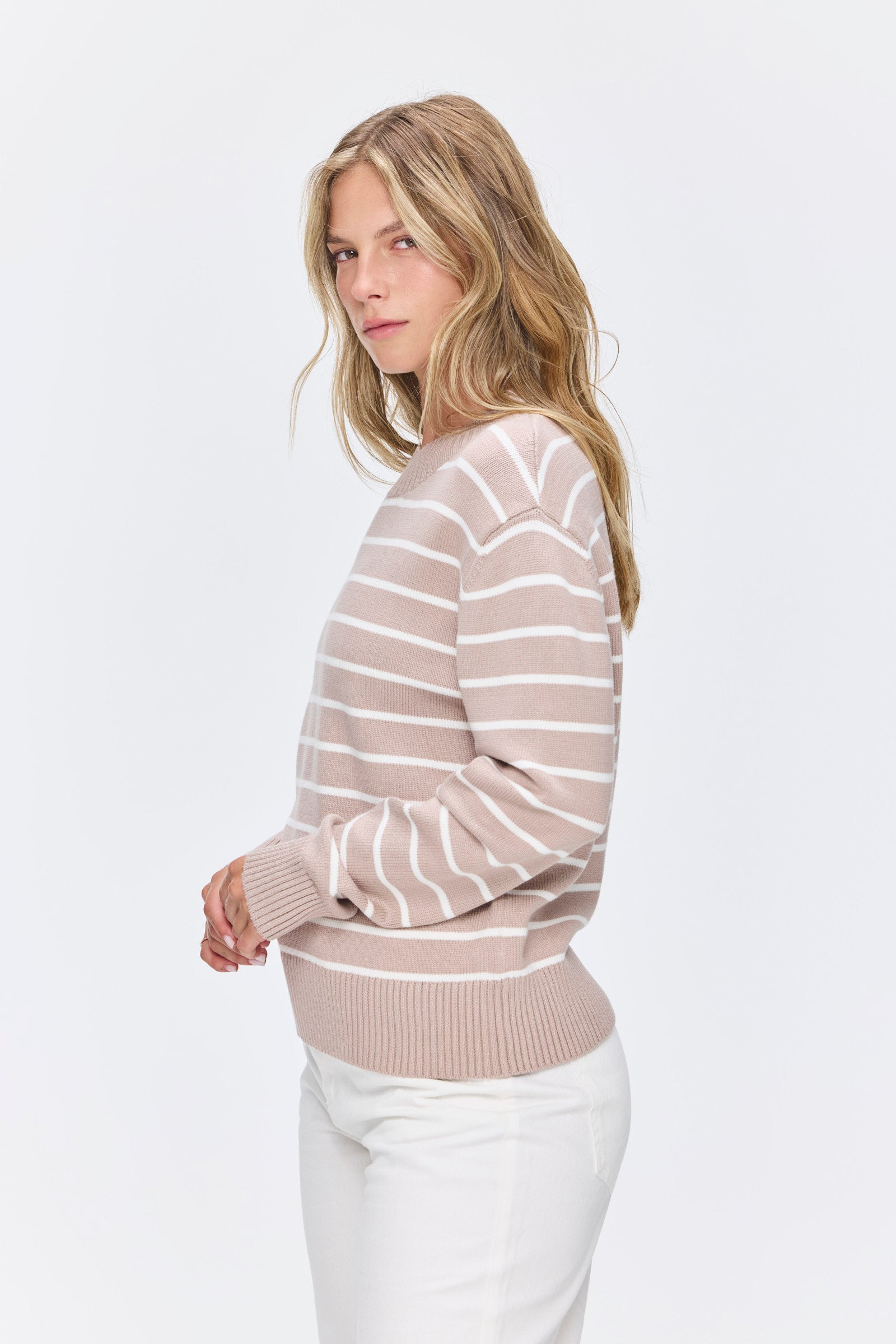 המפנק - סריג ניקי פסים