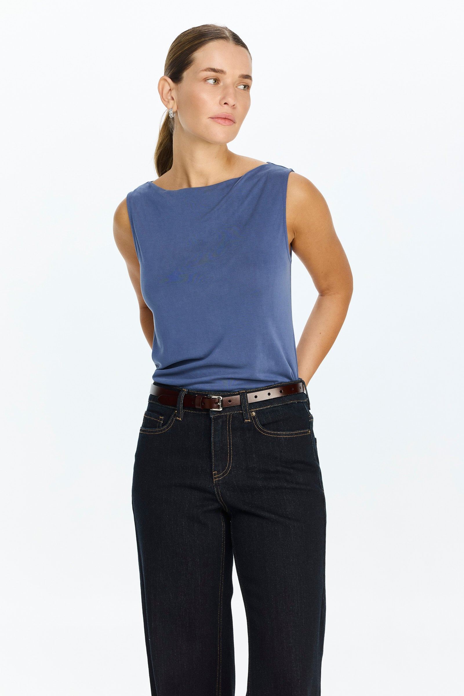 חולצת ג'ייד