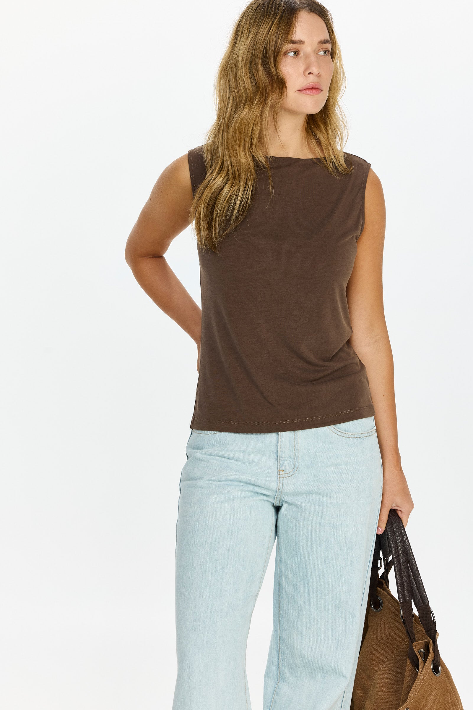 חולצת ג'ייד