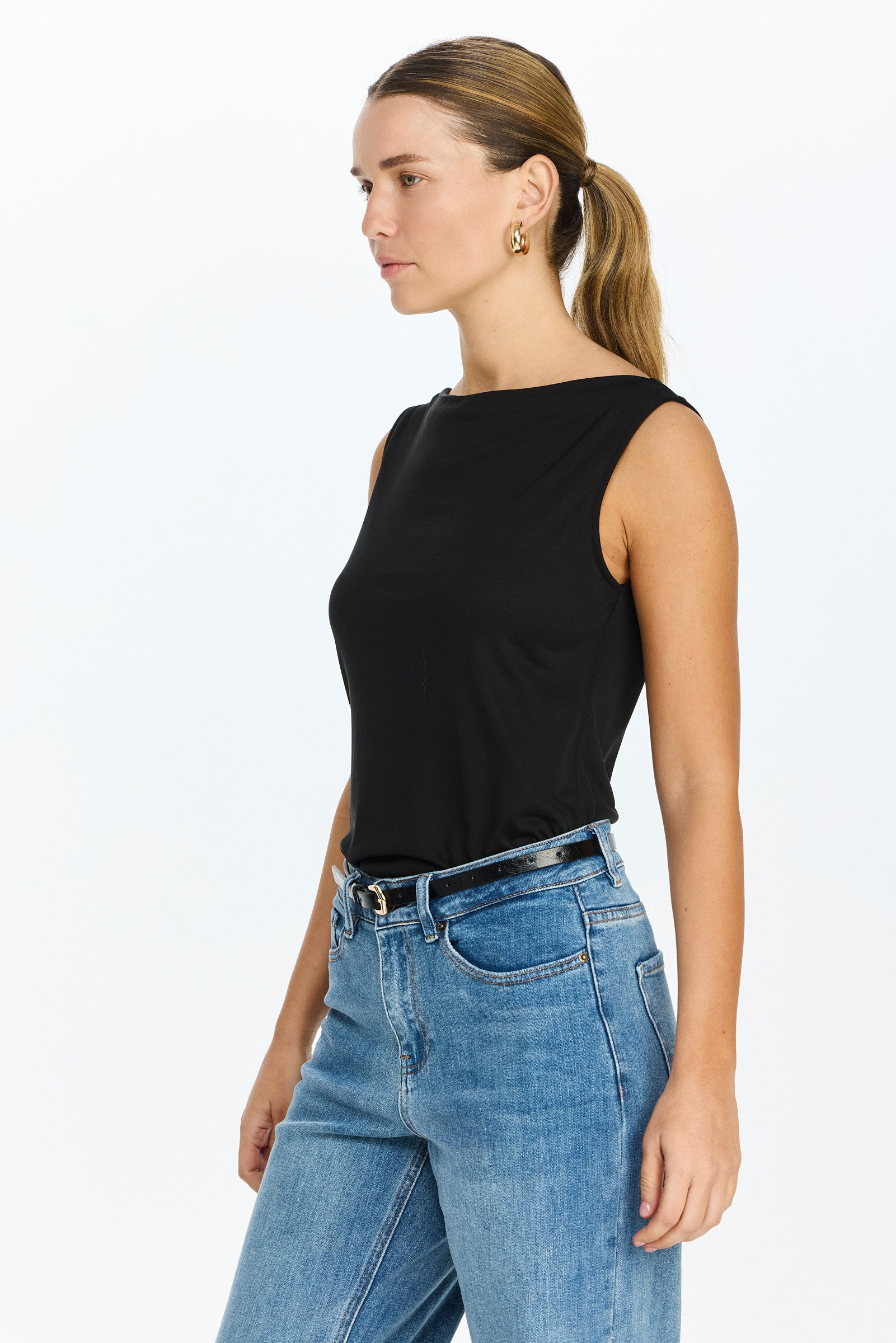 חולצת ג'ייד